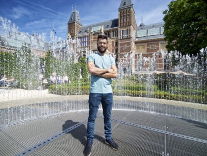 Helden Magazine 2017 – Sjinkie Knegt in Het Rijks, Final HR reto