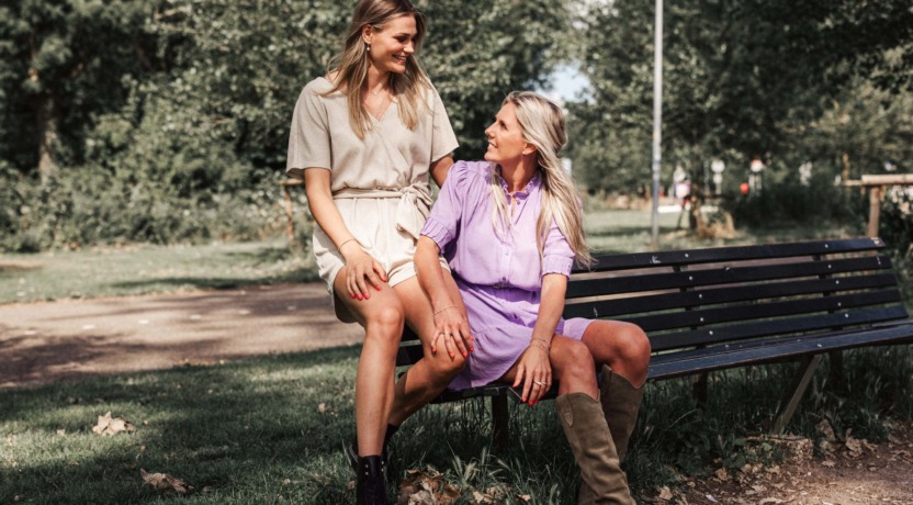 Laura Dijkema en Nika Daalderop